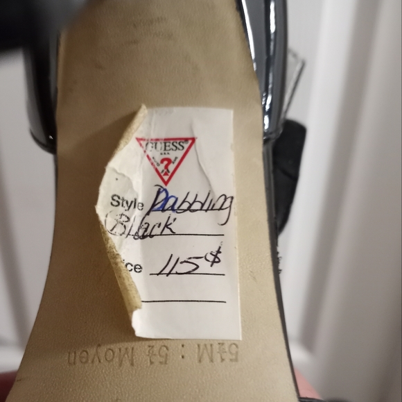 Chaussures Guess Neuves Pointure 6 - Picture 2 of 2